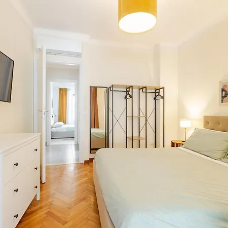 2 Indipendenti, In Pieno Centro Con Veranda Appartement *