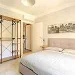 アパート 2 Indipendenti, In Pieno Centro Con Veranda サンレモ