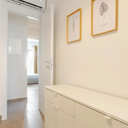 2 Indipendenti, In Pieno Centro Con Veranda アパート *