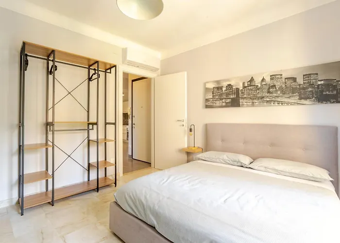 Apartman 2 Indipendenti, In Pieno Centro Con Veranda San Remo