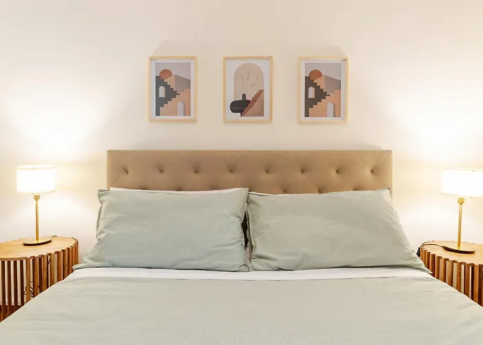 2 Indipendenti, In Pieno Centro Con Veranda Apartman San Remo